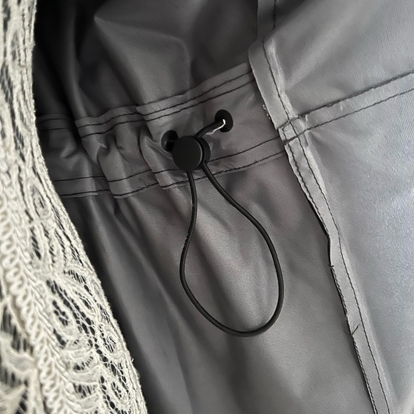 EUC RAINS ultra light parka jacket size XXS/XS unisex - Picture 2 of 8